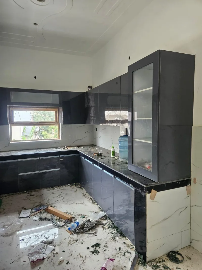 Modular kitchen design by Sehgal Home Studio in Delhi NCR — view 11
